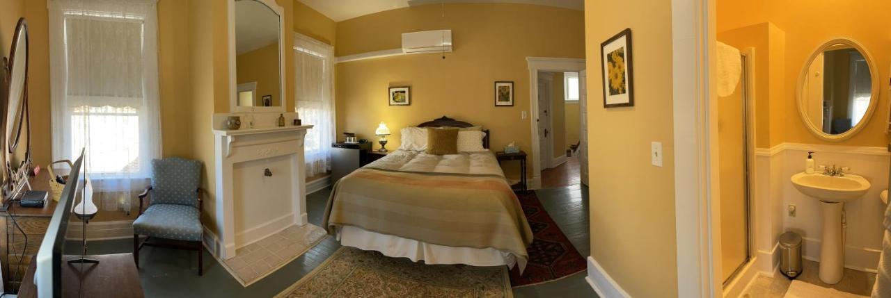 The Grey Swan Inn Llc Blackstone Dış mekan fotoğraf