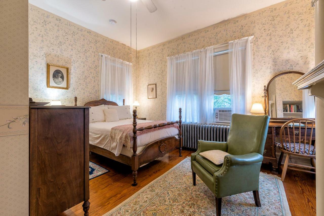 The Grey Swan Inn Llc Blackstone Dış mekan fotoğraf